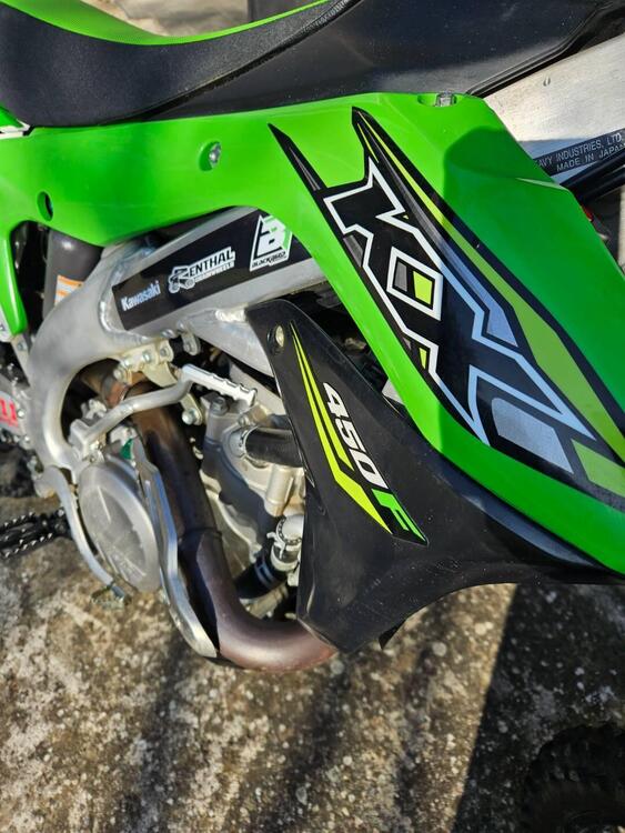 Kawasaki KX 450 F (2017) (3)