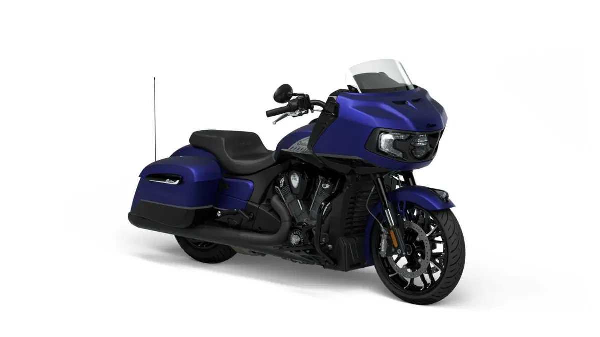 Indian Challenger Challenger 1768 Dark Horse (2021 - 25) (4)