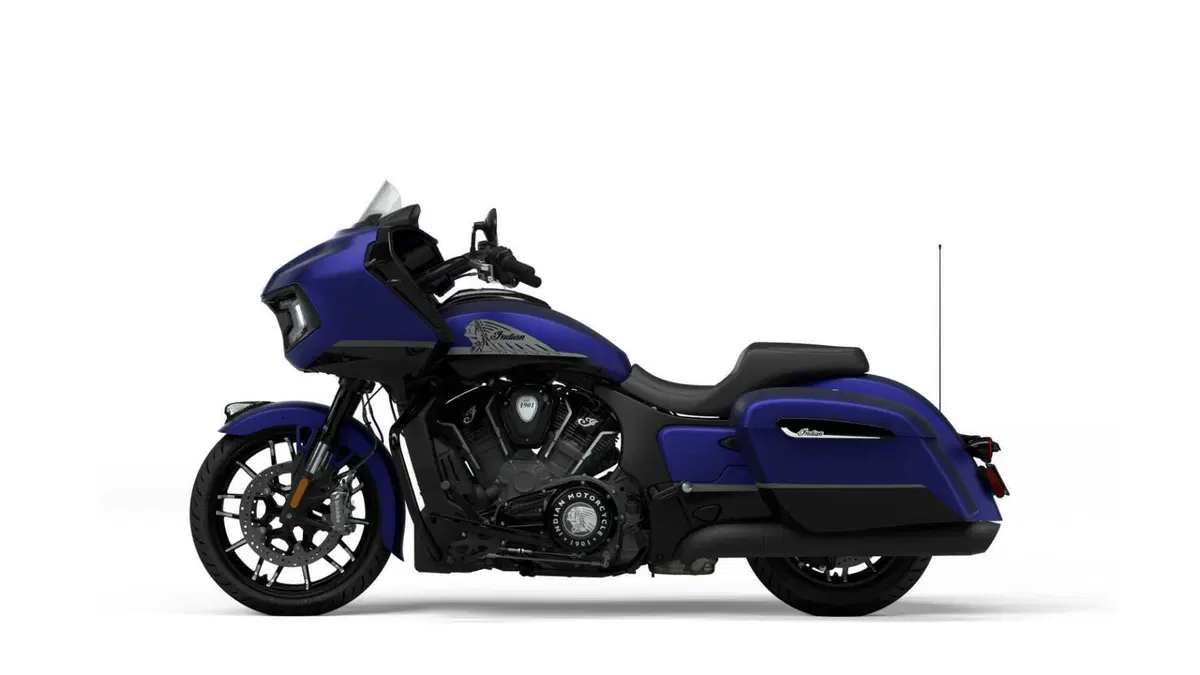 Indian Challenger Challenger 1768 Dark Horse (2021 - 25) (6)