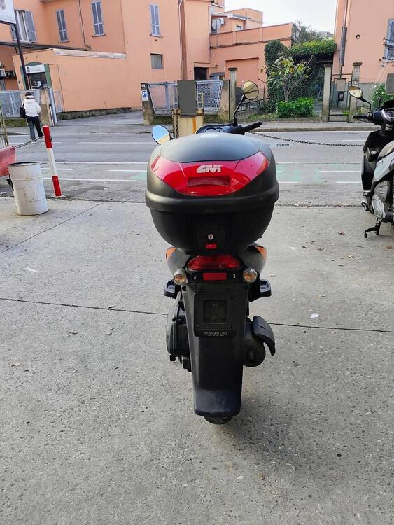 Kymco Agility 50 R12 (2021 - 24) (2)