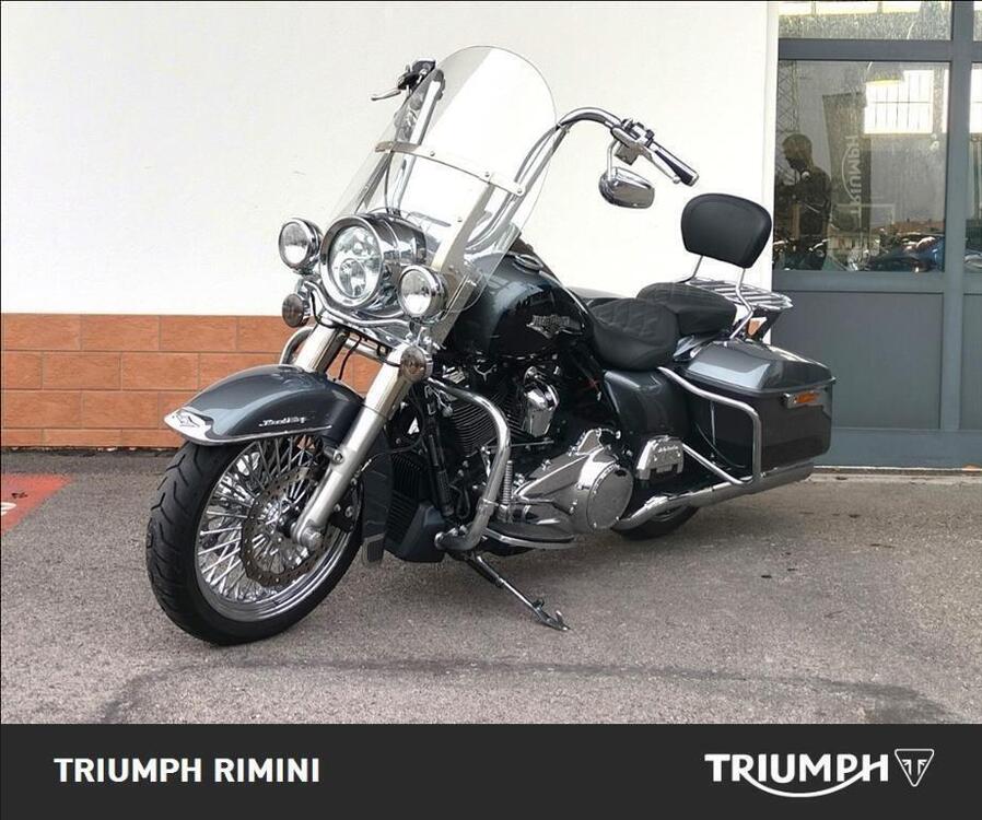 Harley-Davidson 107 Road King Classic (2019 - 20) - FLHRC (2)