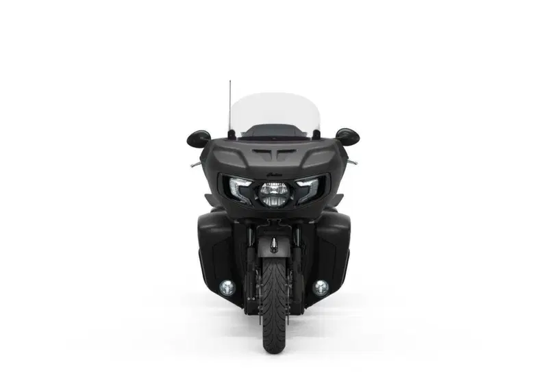 Indian Pursuit Pursuit 1768 Dark Horse (2022 - 25) (12)
