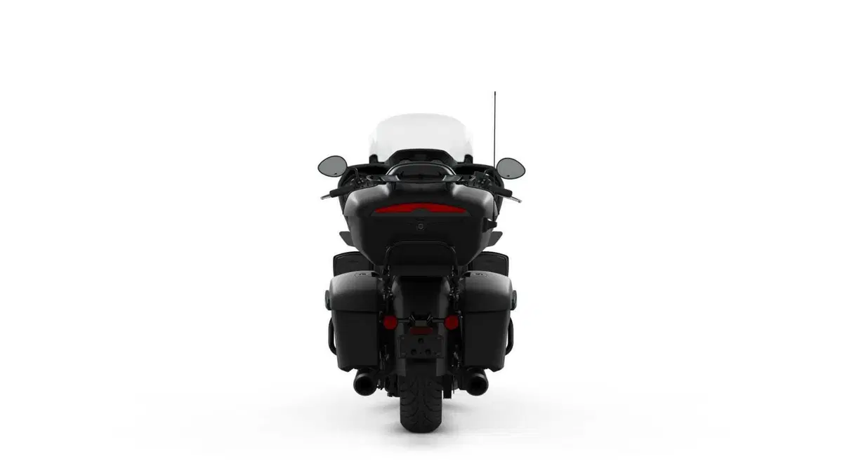 Indian Pursuit Pursuit 1768 Dark Horse (2022 - 25) (8)