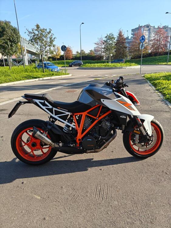 KTM 1290 Super Duke R ABS (2017 - 18) (4)