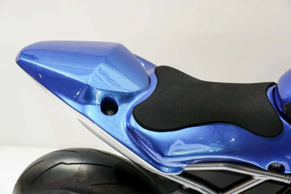 Presentato a EICMA 2024 il Trofeo monomarca Suzuki GSX-8R CUP (3)