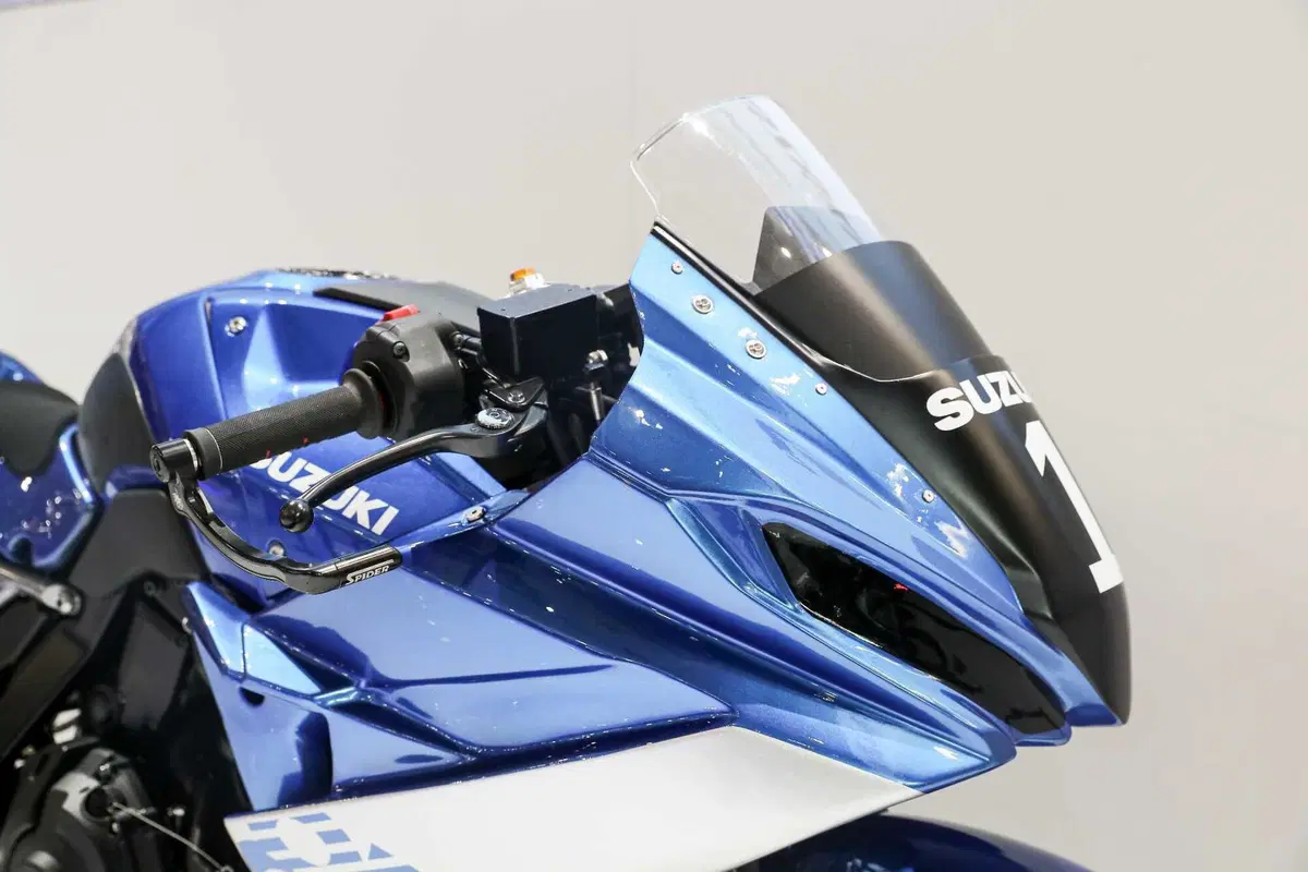 Presentato a EICMA 2024 il Trofeo monomarca Suzuki GSX-8R CUP (4)