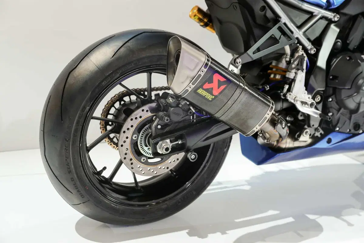 Presentato a EICMA 2024 il Trofeo monomarca Suzuki GSX-8R CUP (8)