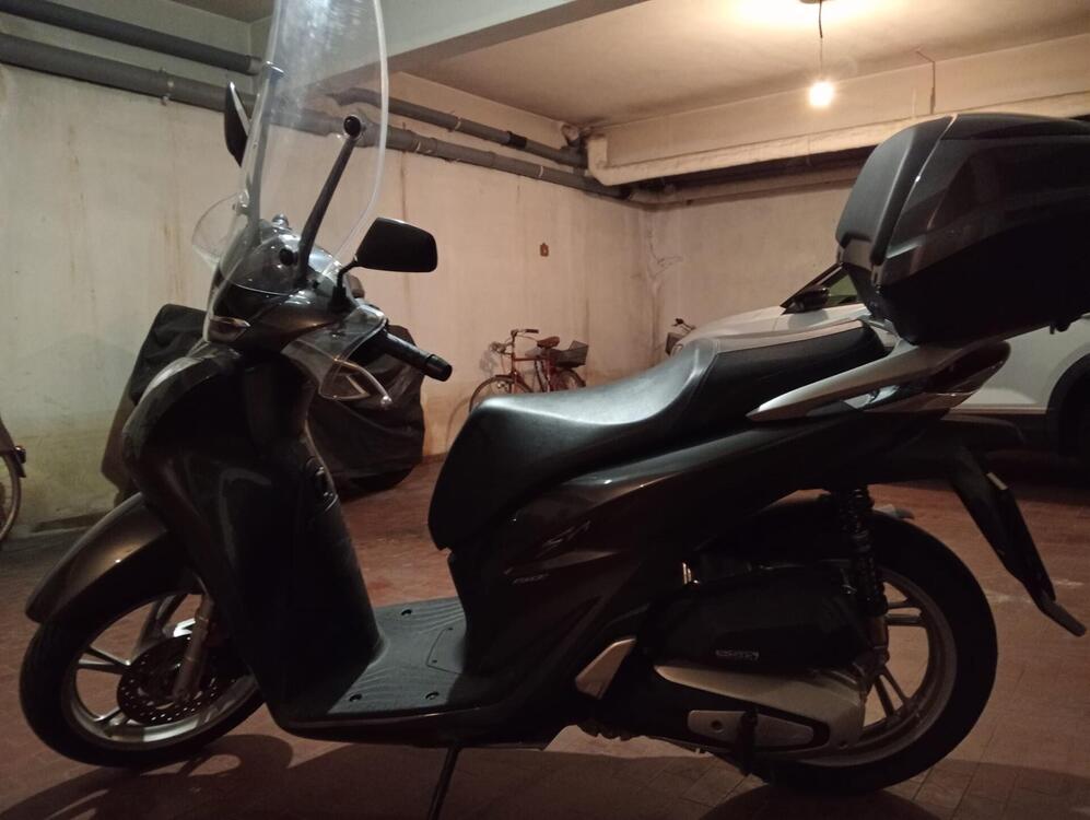 Honda SH 150i (2020 - 24) (4)