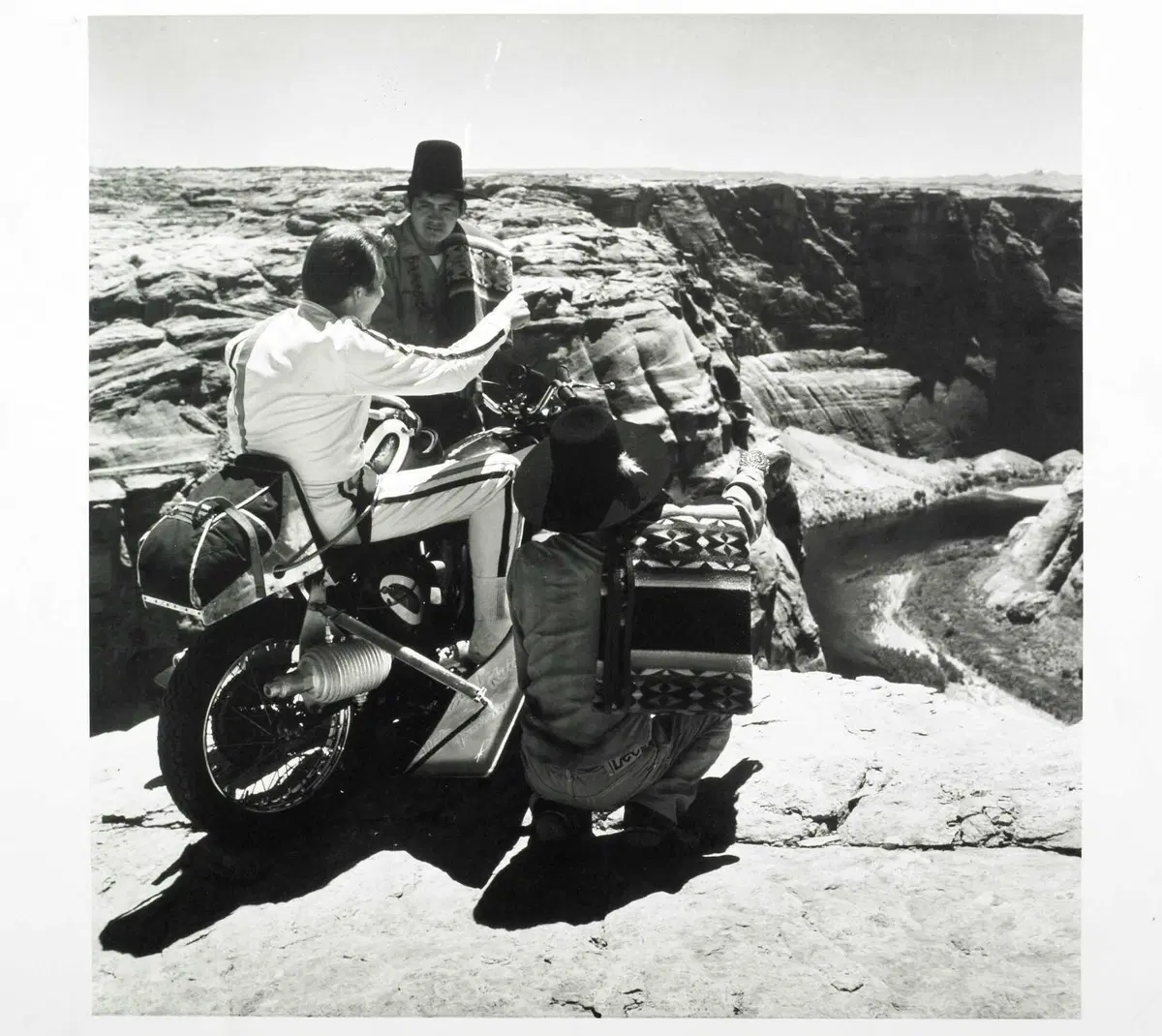 Triumph Rocket 3 Evel Knievel: soltanto 500 esemplari per celebrare lo stuntman statunitense (10)