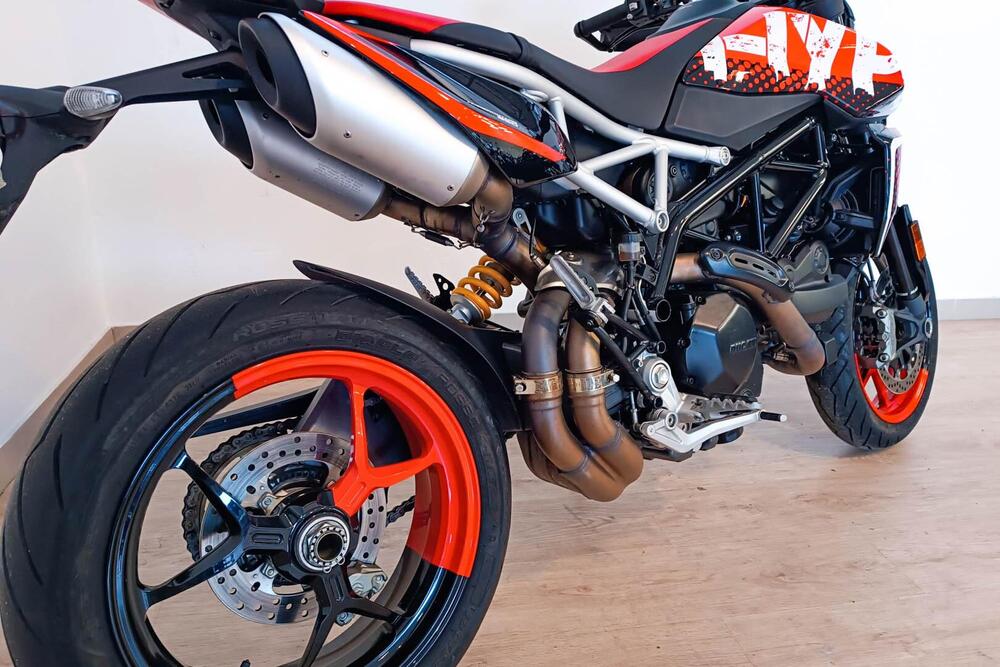 Ducati Hypermotard 950 RVE (2020) (4)