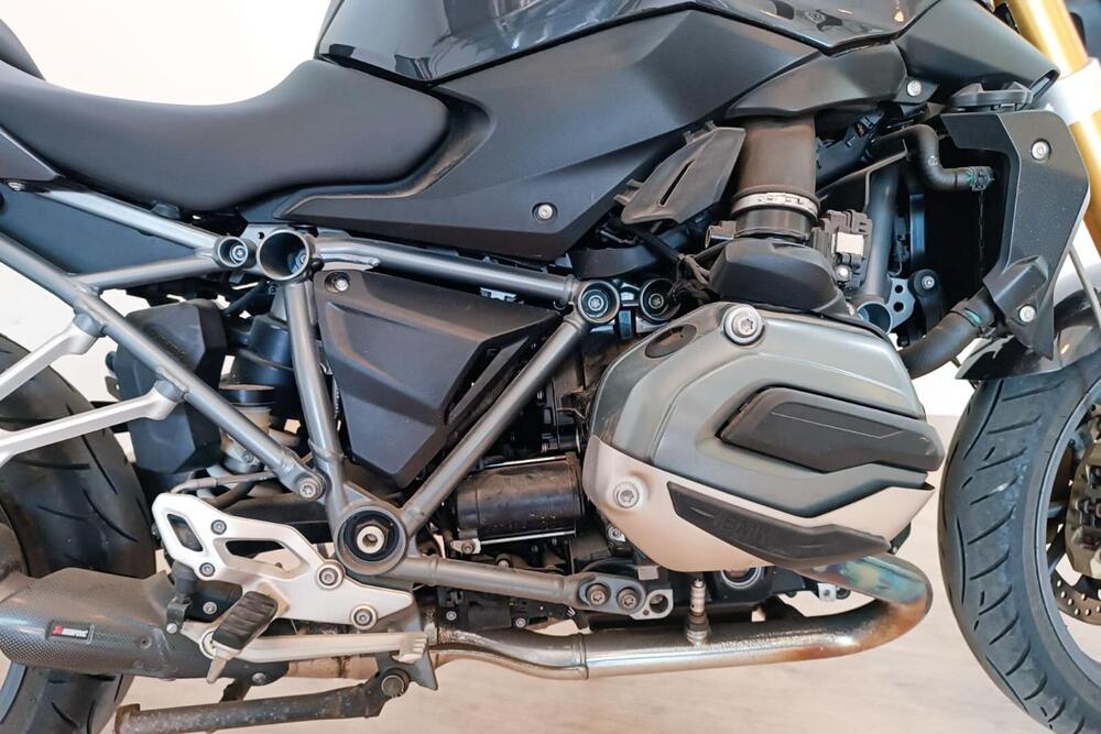 Bmw R 1200 C ABS (4)