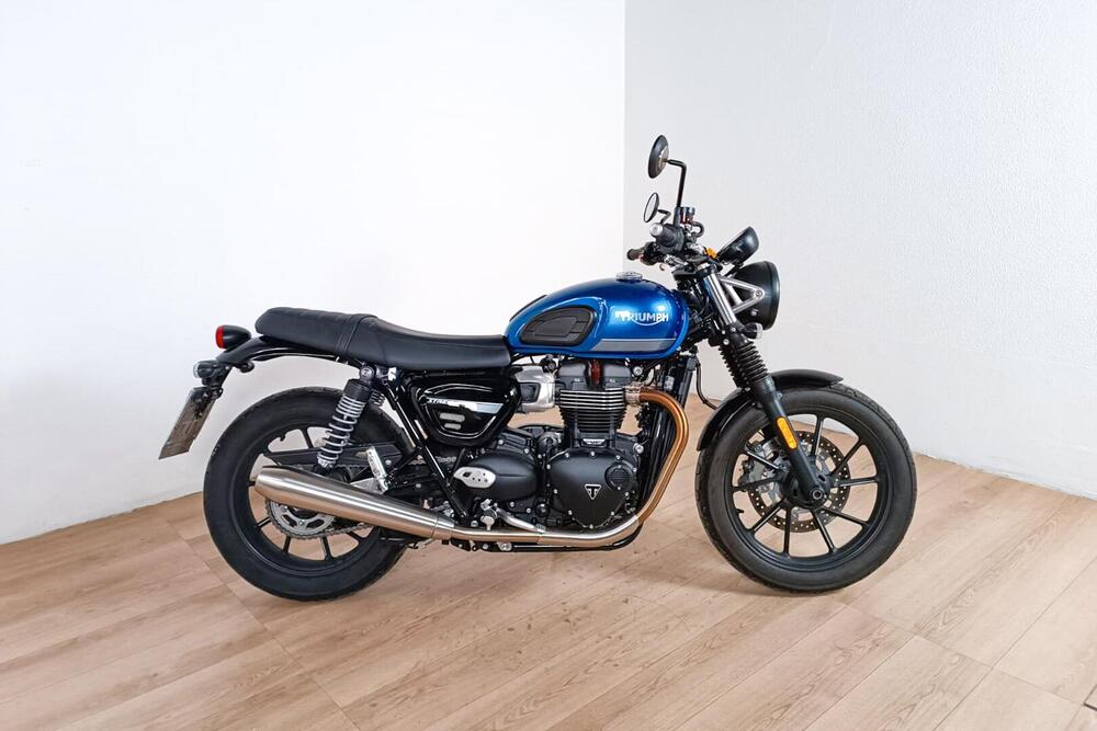 Triumph Street Twin 900 (2017 - 18)