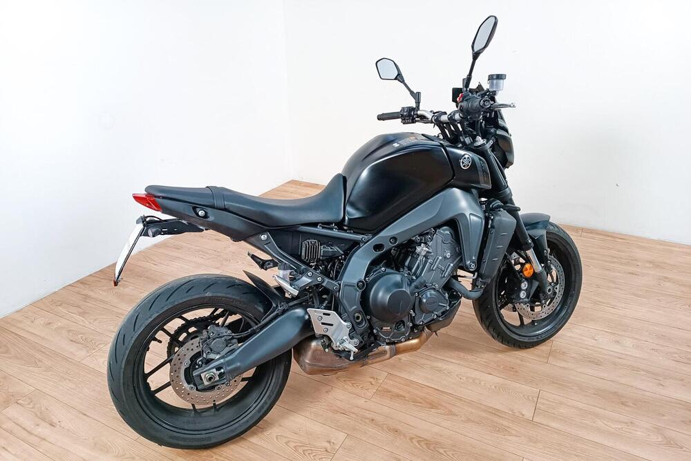 Yamaha MT-09 (2021 - 23) (3)