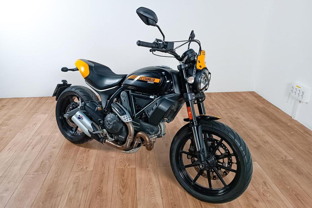 Ducati Scrambler 800 Full Throttle (2015 - 16) (2)