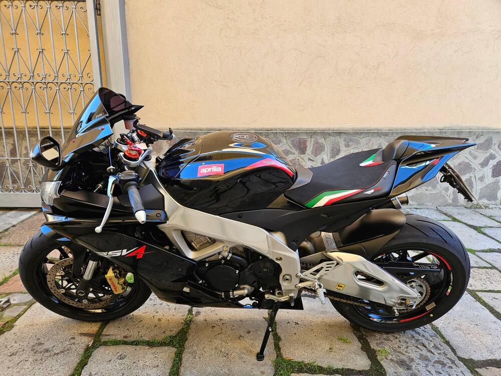 Aprilia RSV4 R (2009 - 12) (2)