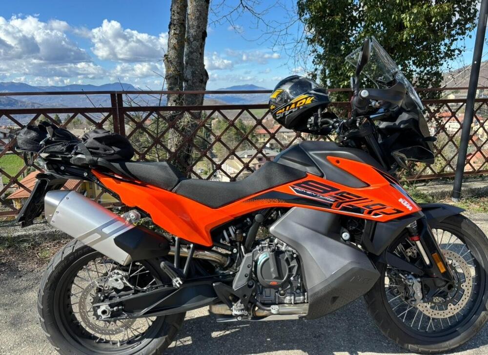 KTM 890 Adventure (2022)