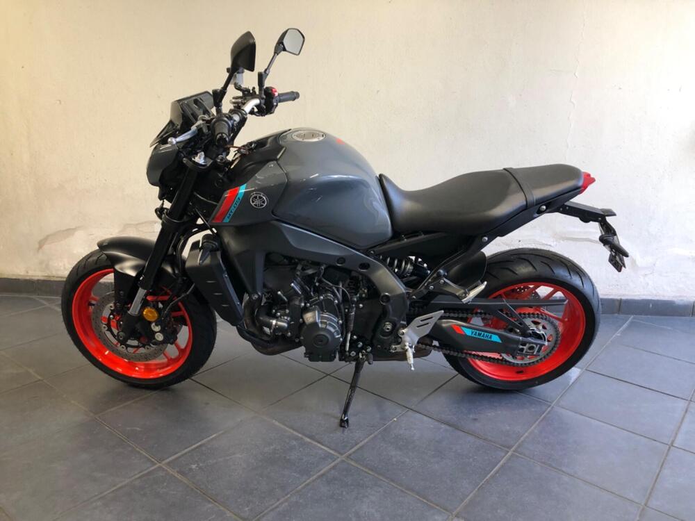 Yamaha MT-09 (2021 - 23) (2)