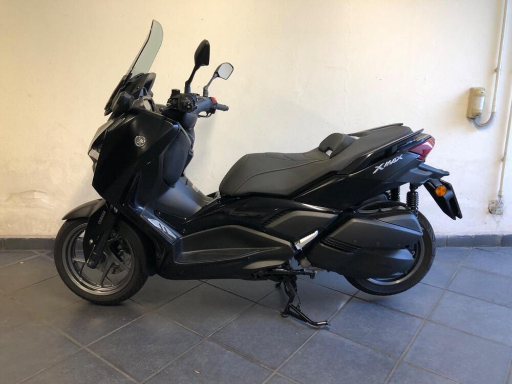 Yamaha X-Max 300 Tech Max (2021 - 24) (4)