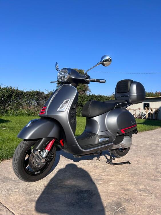 Vespa GTS 300 Super Sport (2017 - 19) (3)