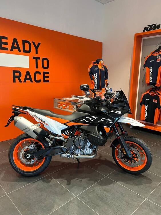 KTM 890 SMT (2023 - 25)