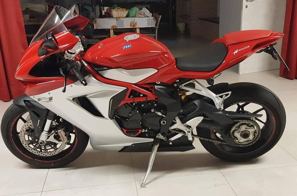 MV Agusta F3 800 EAS ABS (2017 - 20) (2)