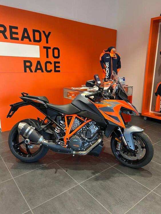 KTM 1290 Super Duke GT (2022 - 24)