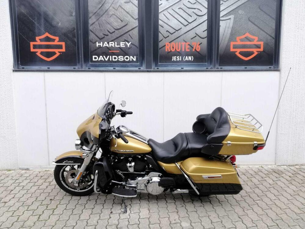 Harley-Davidson 107 Electra Glide Ultra Limited (2017 - 18) - FLHTK (2)