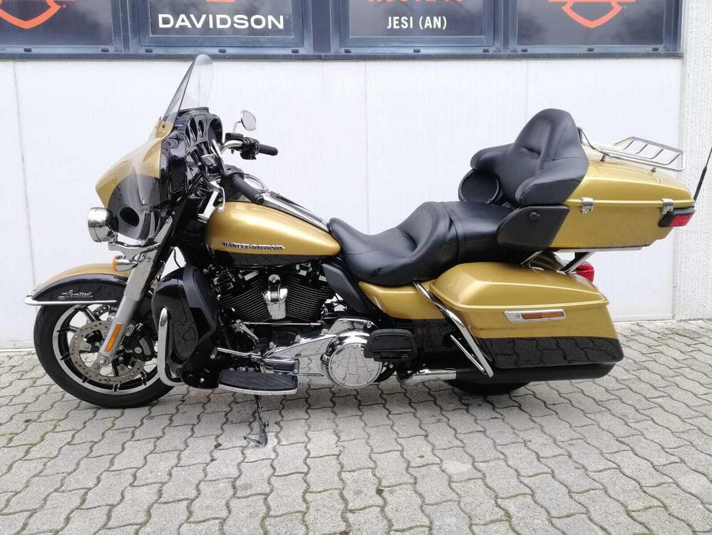 Harley-Davidson 107 Electra Glide Ultra Limited (2017 - 18) - FLHTK (4)