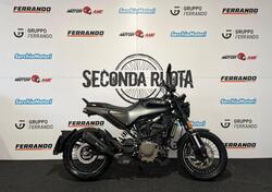 Husqvarna Svartpilen 401 (2021 - 23) usata