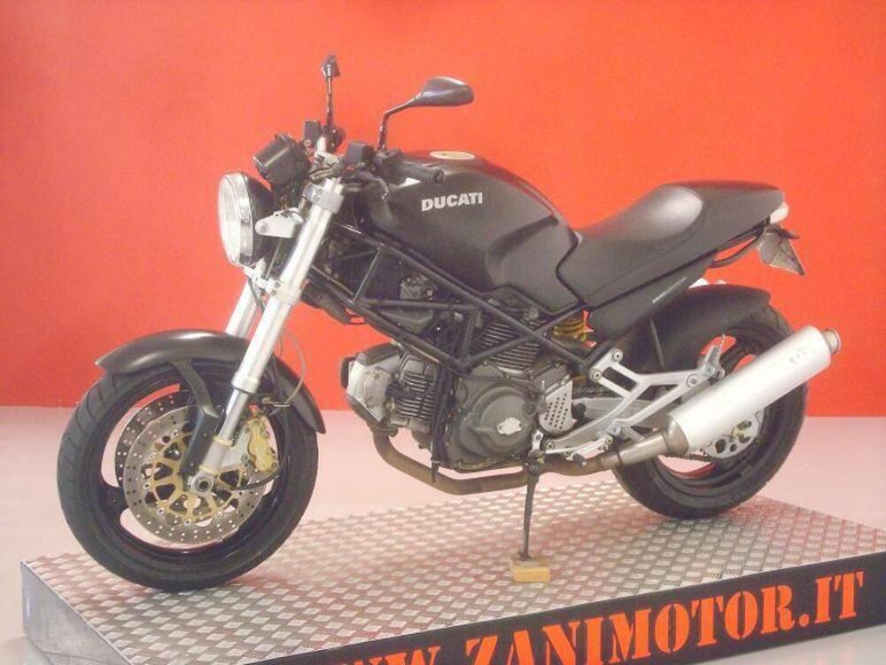 Ducati Monster 600 Dark (1998 - 01) (4)