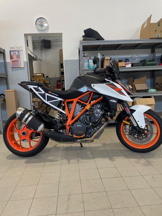 KTM 1290 Super Duke R (2019)