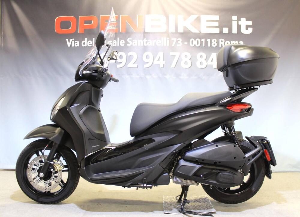 Piaggio Beverly 300 S ABS-ASR (2021 - 24) (2)