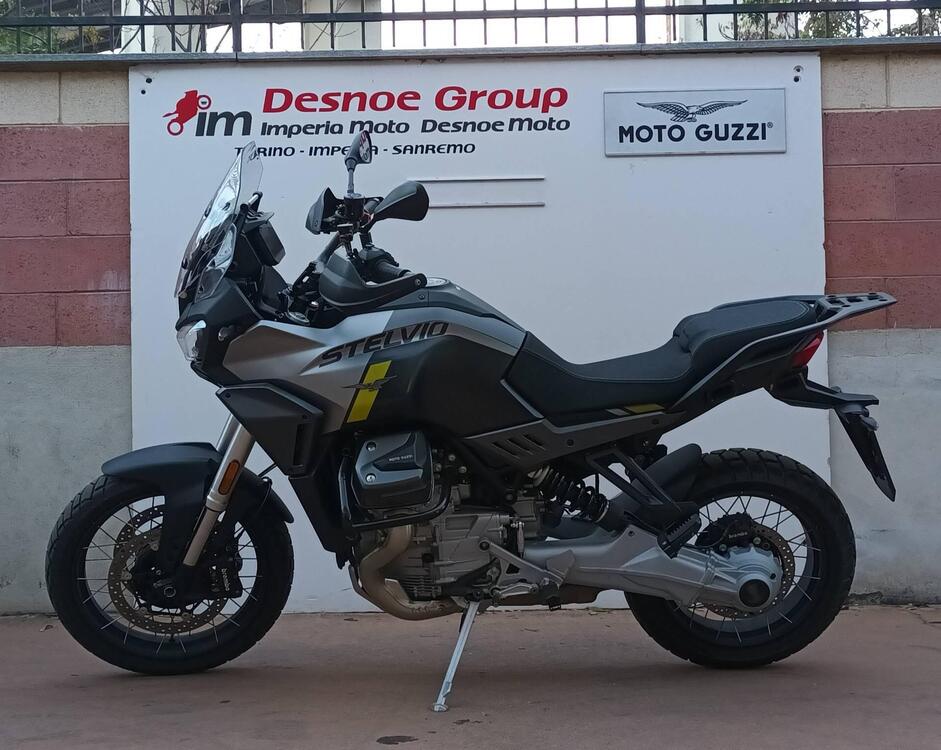 Moto Guzzi Stelvio PFF (2024) (2)