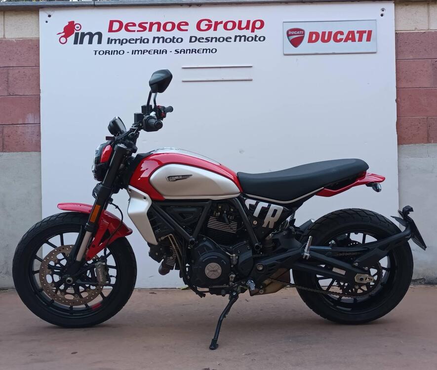 Ducati Scrambler 800 Icon (2023 - 24) (2)