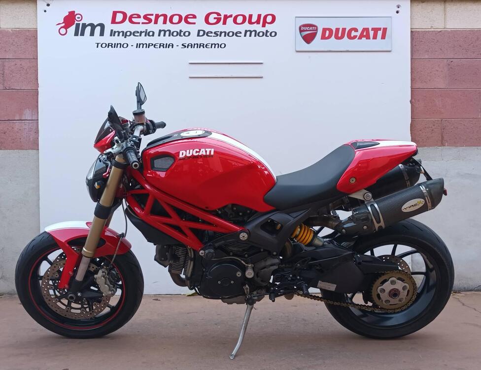 Ducati Monster 1100 (2009 -10) (2)