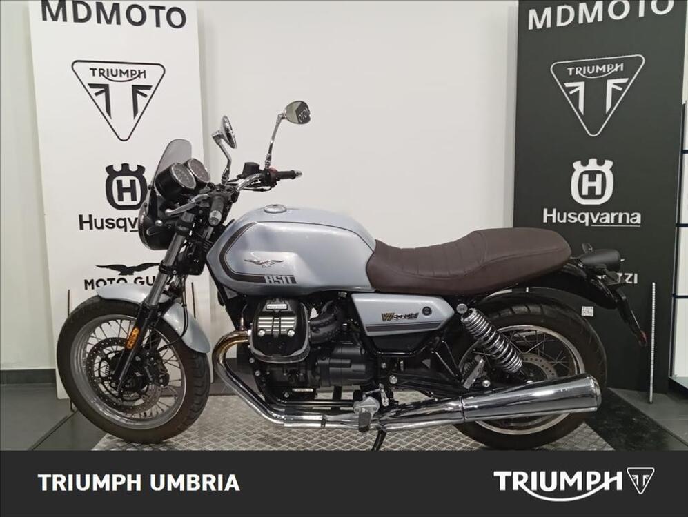 Moto Guzzi V7 850 Stone Special Abs (2021) (2)