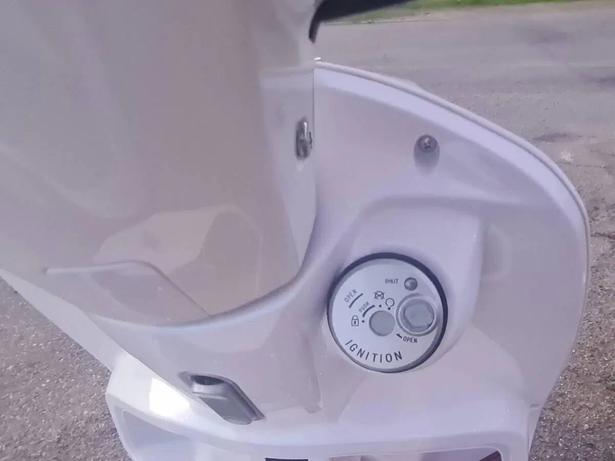 Keeway Motor Iskia 125 (2023 - 26) (8)