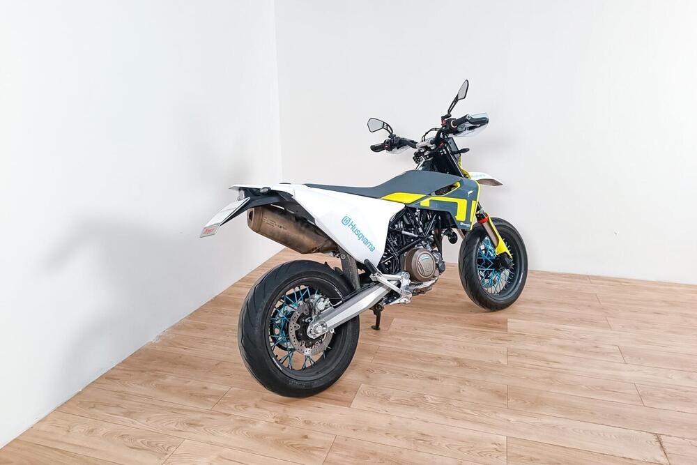 Husqvarna 701 Enduro (2016) (3)