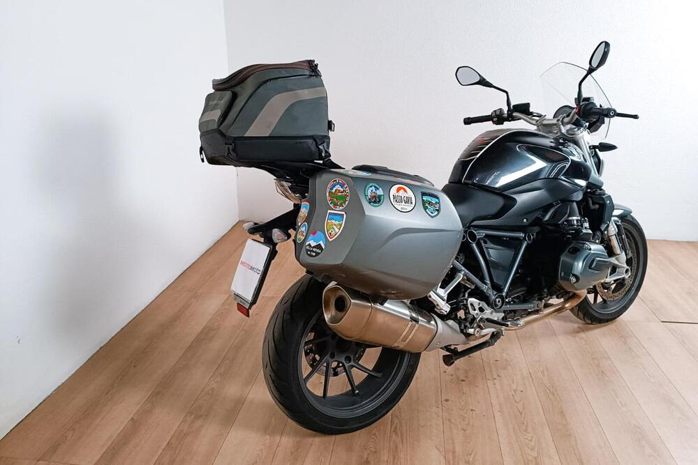 Bmw R 1200 C ABS (3)