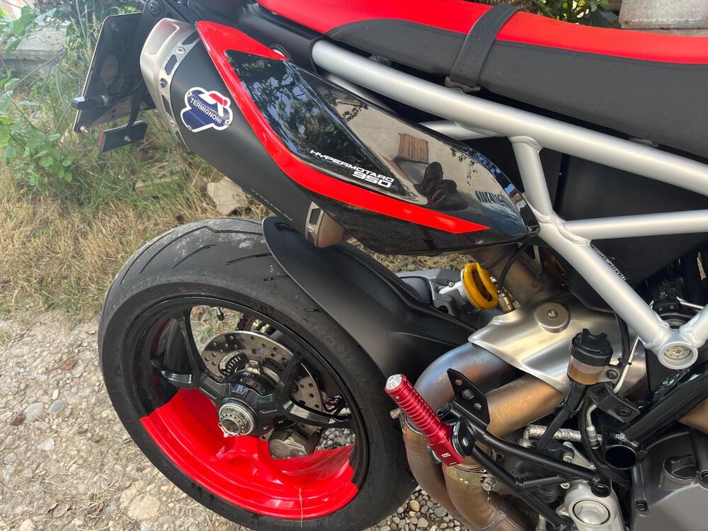 Ducati Hypermotard 950 RVE (2020) (2)