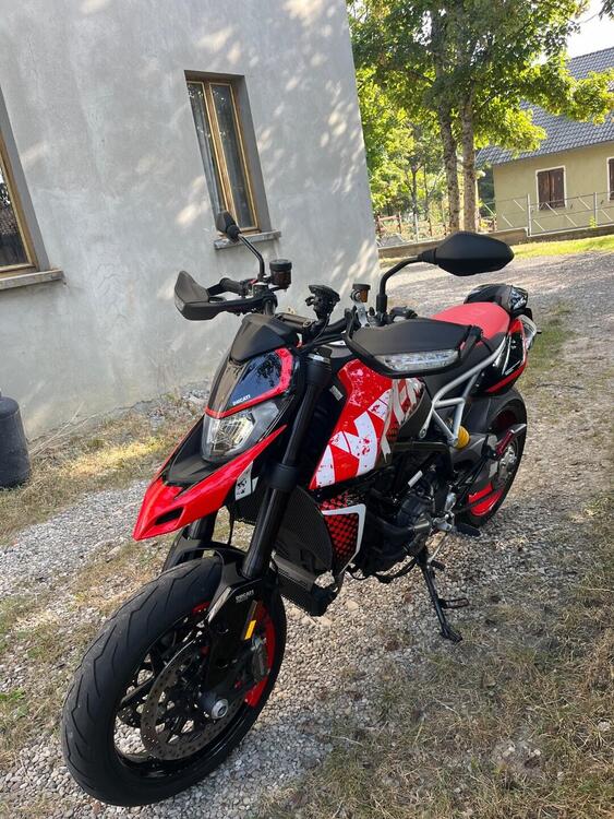 Ducati Hypermotard 950 RVE (2020) (3)