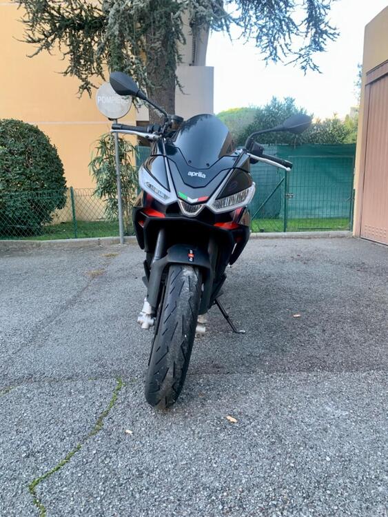 Aprilia Tuono 660 Factory (2022 - 24) (2)