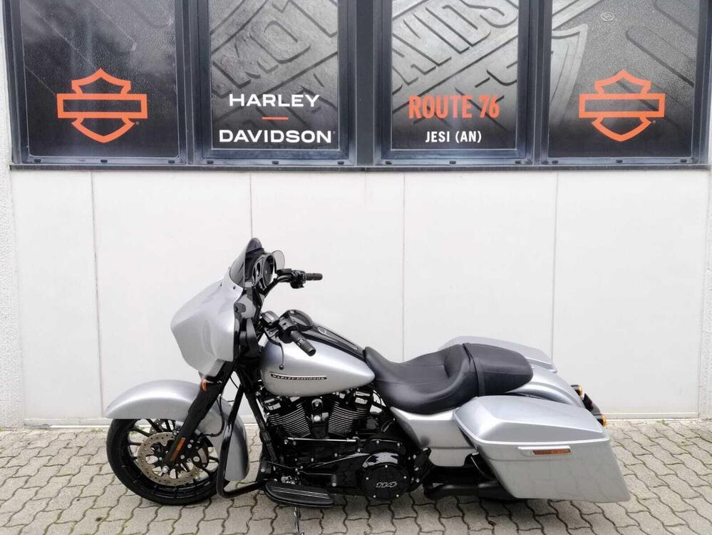 Harley-Davidson 114 Street Glide Special (2019 - 20) - FLHXS (5)