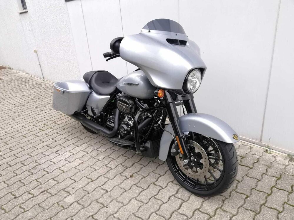 Harley-Davidson 114 Street Glide Special (2019 - 20) - FLHXS (4)