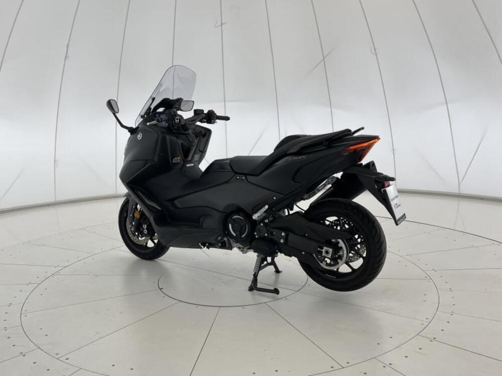 Yamaha T-Max 530 (2017 - 19) (3)