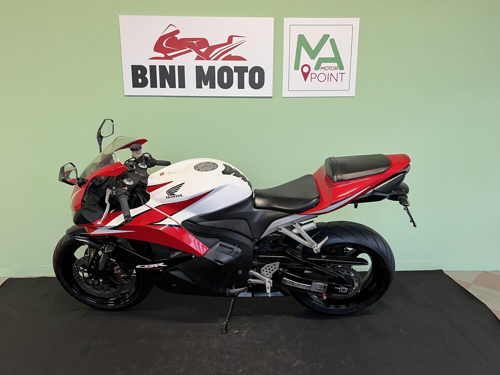 Honda CBR 600 RR C-ABS (2009 - 12) (5)