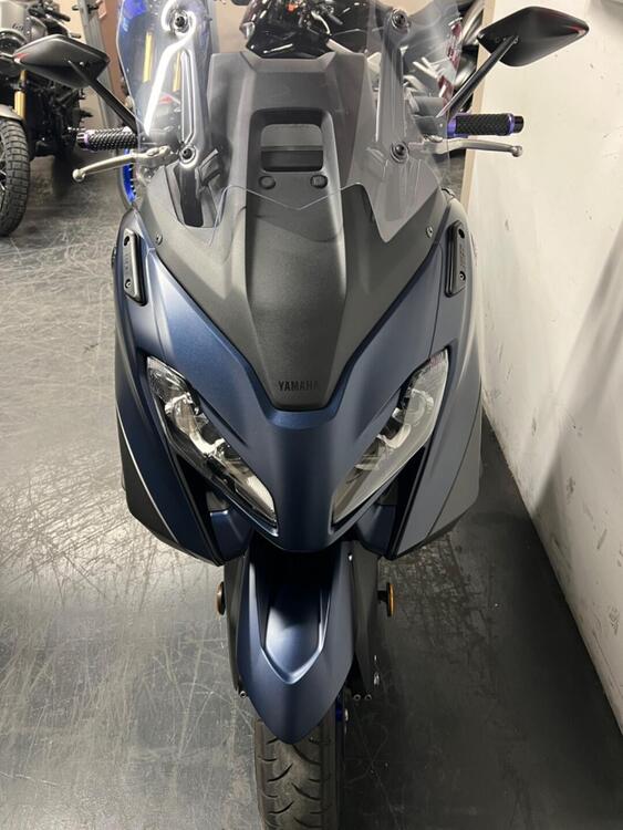 Yamaha T-Max 560 (2022 - 24) (3)