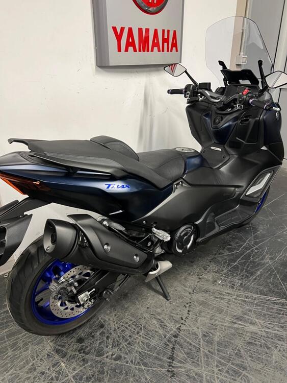 Yamaha T-Max 560 (2022 - 24) (4)