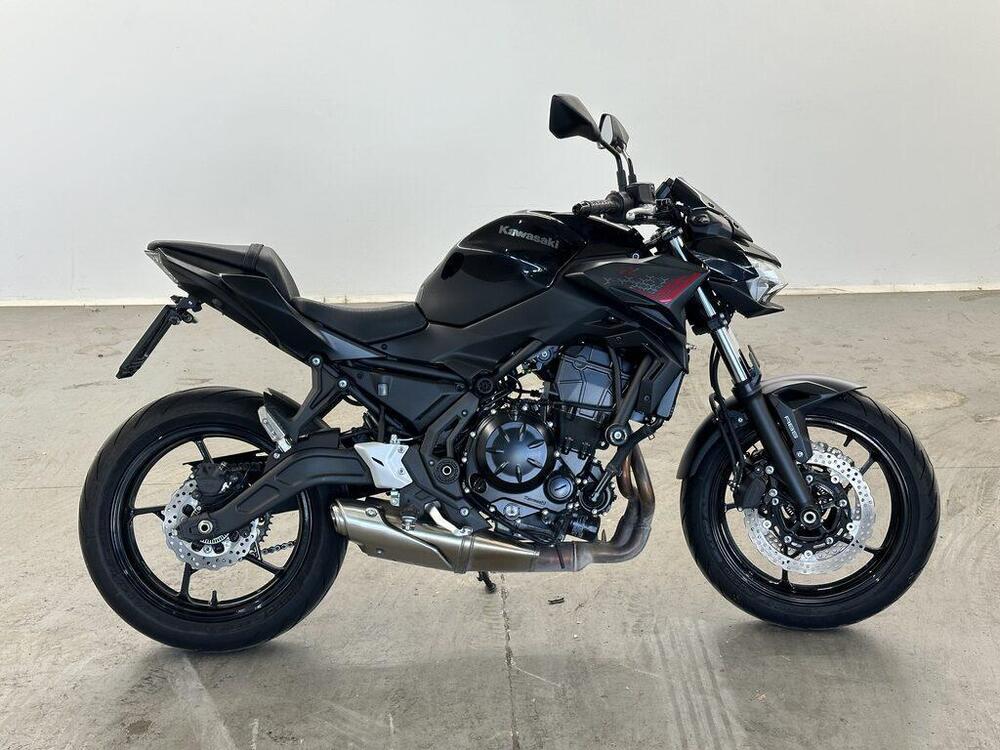 Kawasaki Z 650 (2021 - 22) (4)