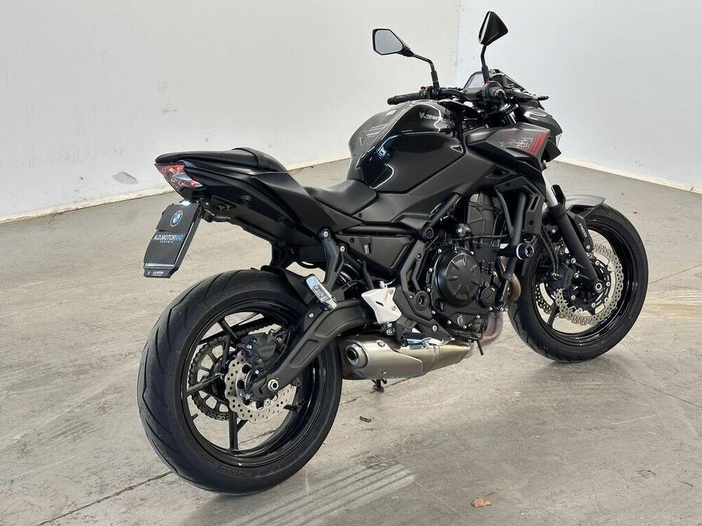 Kawasaki Z 650 (2021 - 22) (2)